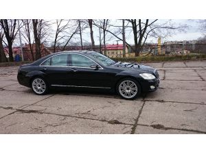 kliknij by zobaczyć powiększenie Mercedes S320 W221